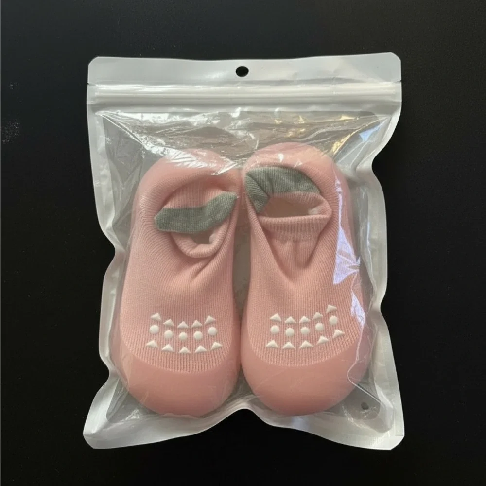 DOOKEH Girls Pink Crawling Shoes First Walking Shoes Non-Slip Sock Shoe